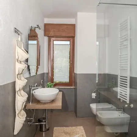 Vanda Luxury House Near Gardaland And Garda *