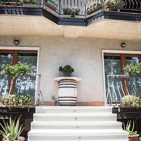 Apartamento Vanda Luxury House Near Gardaland And Garda Castelnuovo del Garda