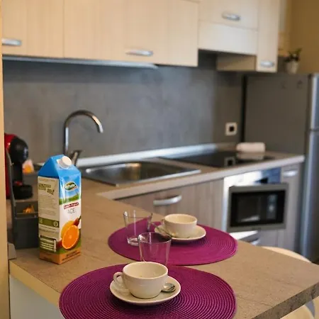 Vanda Luxury House Near Gardaland And Garda Apartamento *