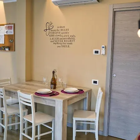 Vanda Luxury House Near Gardaland And Garda Apartamento