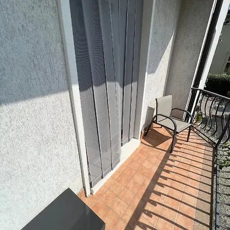 Vanda Luxury House Near Gardaland And Garda Apartamento Castelnuovo del Garda